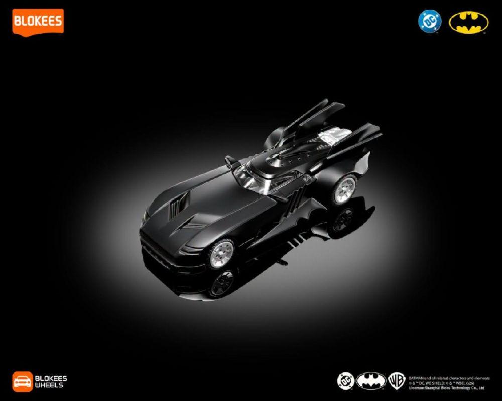 DC Comics - Blokees Wheels E02 Batman Blind Box Assortment (Display of 6)