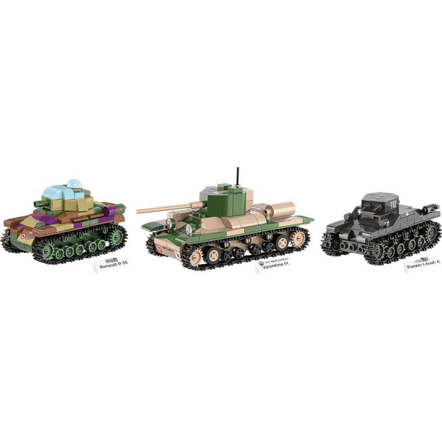 World War 2 - Renault, Valentine, Panze Construction Brick Set (595 Pieces)