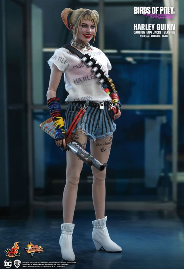 Birds of Prey - Harley Quinn Caution Tape Jacket 1:6 Scale Collectable Action Figure