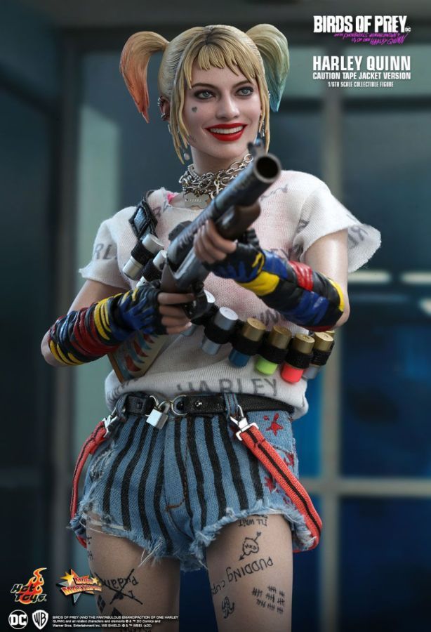 Birds of Prey - Harley Quinn Caution Tape Jacket 1:6 Scale Collectable Action Figure