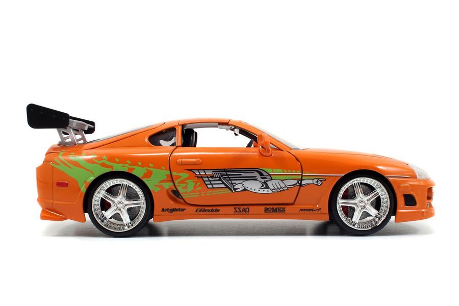 Fast And Furious - 1995 Toyota Supra 1:24 with Brian Hollywood Ride (Model Car)