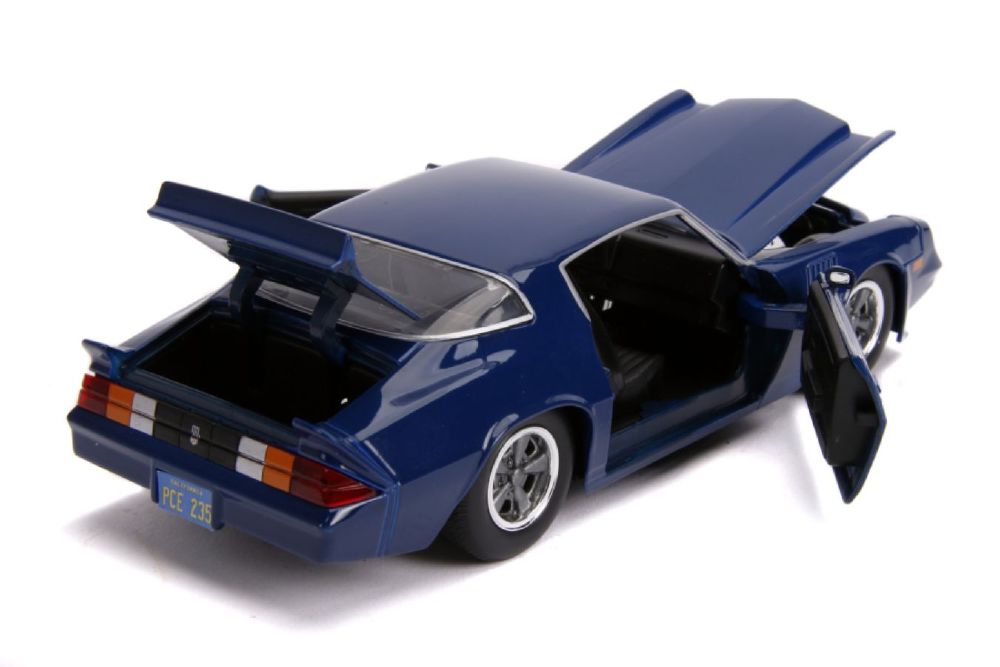 Stranger Things - 1979 Chevy Camero Z28 1:24 Hollywood Ride