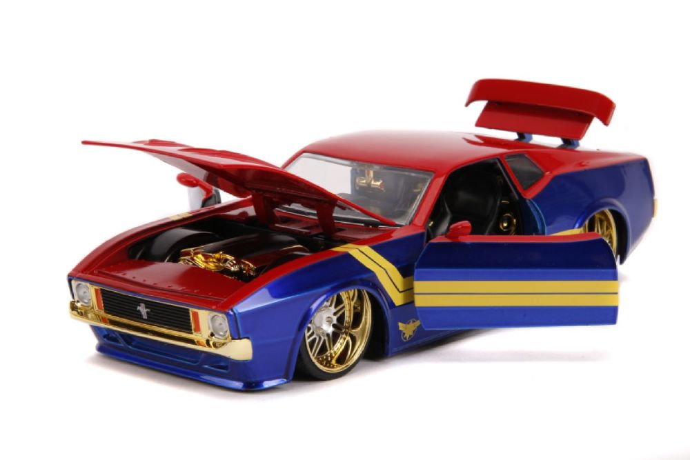 Marvel Comics - Captain Marvel 1973 Ford Mustang Mach 1 1:24 Scale Hollywood Ride