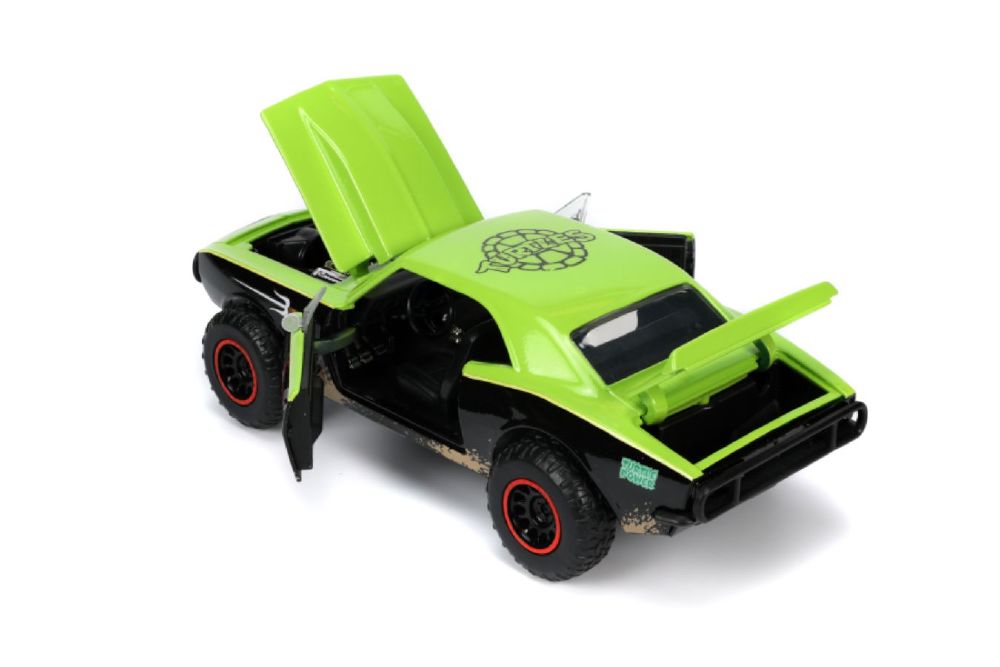 Teenage Mutant Ninja Turtles (TV 1987) - 1967 Chevrolet Camaro with Raphael 1:24 Scale