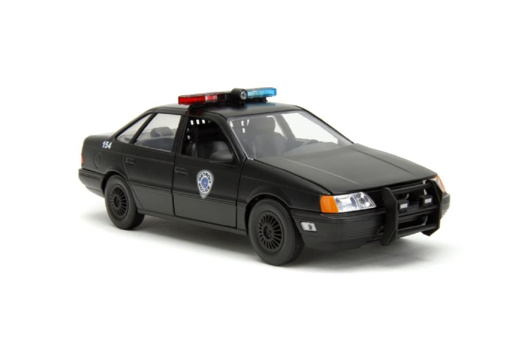 Robocop - 1986 Ford Taurus with Robocop 1:24 Scale Set