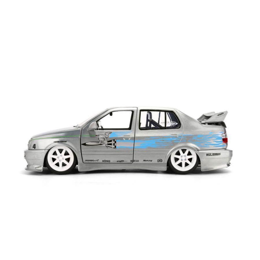 Fast & Furious - 1:24 VW Jetta (Color Brush Metal)