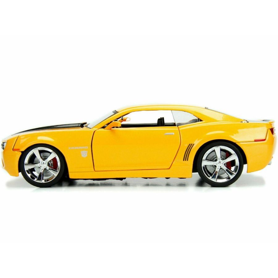 Transformers (2007) - Bumblebee 2006 Chevy Camaro 1:24 Scale Hollywood Ride