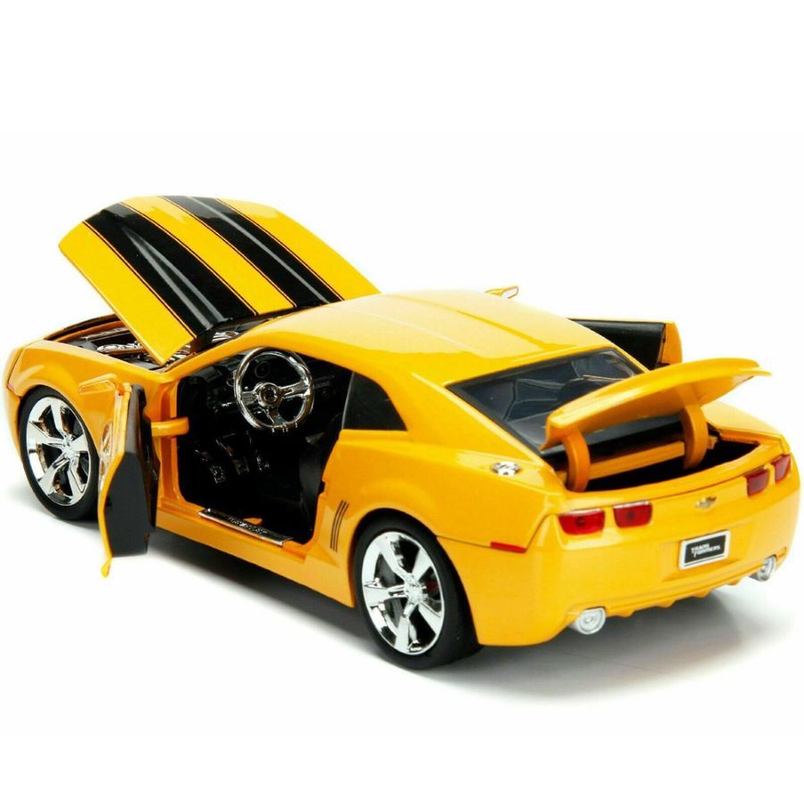 Transformers (2007) - Bumblebee 2006 Chevy Camaro 1:24 Scale Hollywood Ride