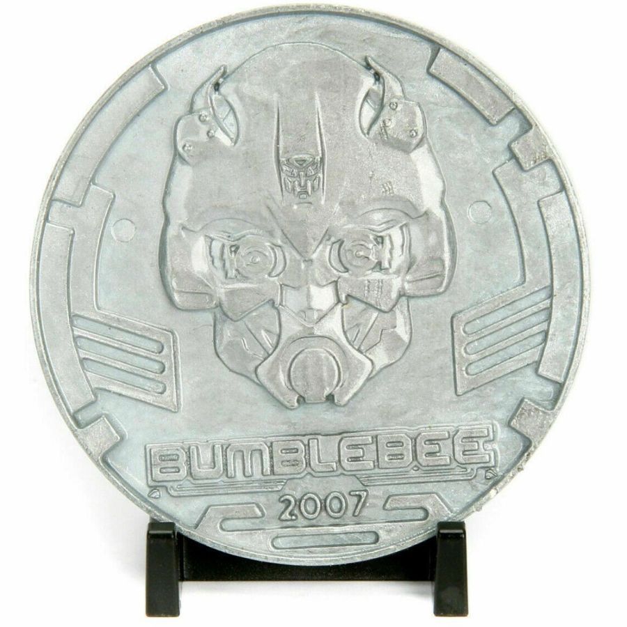 Transformers (2007) - Bumblebee 2006 Chevy Camaro 1:24 Scale Hollywood Ride