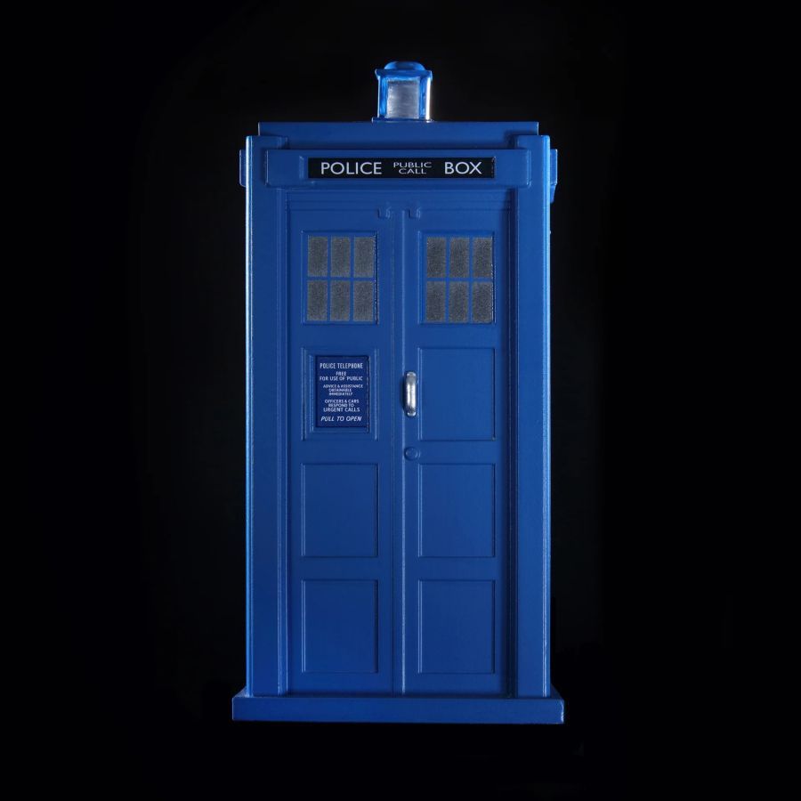 Doctor Who - The Third Doctor’s TARDIS 1:21 Scale Polyresin Replica