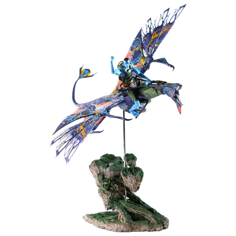Avatar: The Way of Water - Quaritch & Banshee Gold Label Figure (SDCC)
