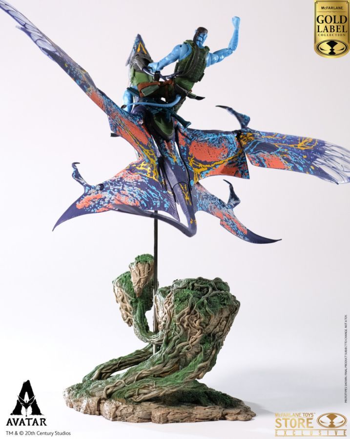 Avatar: The Way of Water - Quaritch & Banshee Gold Label Figure (SDCC)