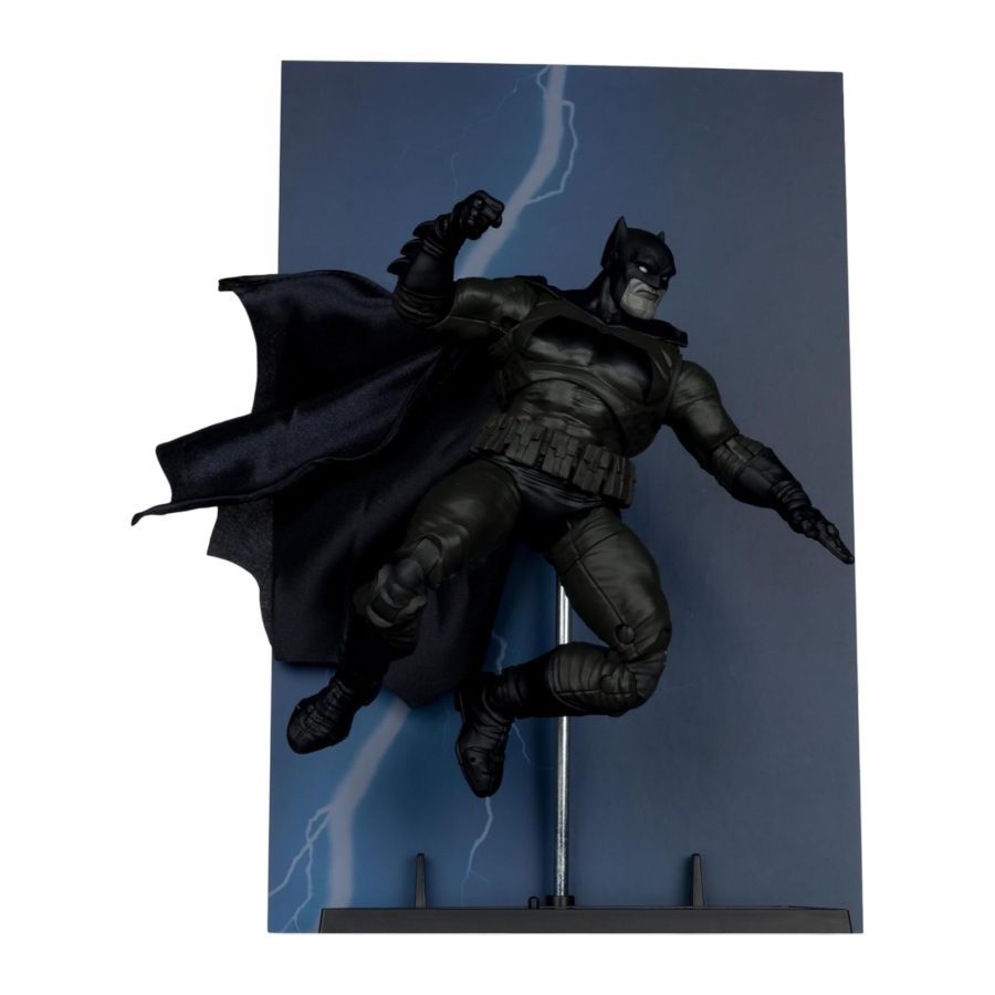 DC Multiverse - Cover Recreations Batman (The Dark Knight Returns) Gold Label 7″ Figure