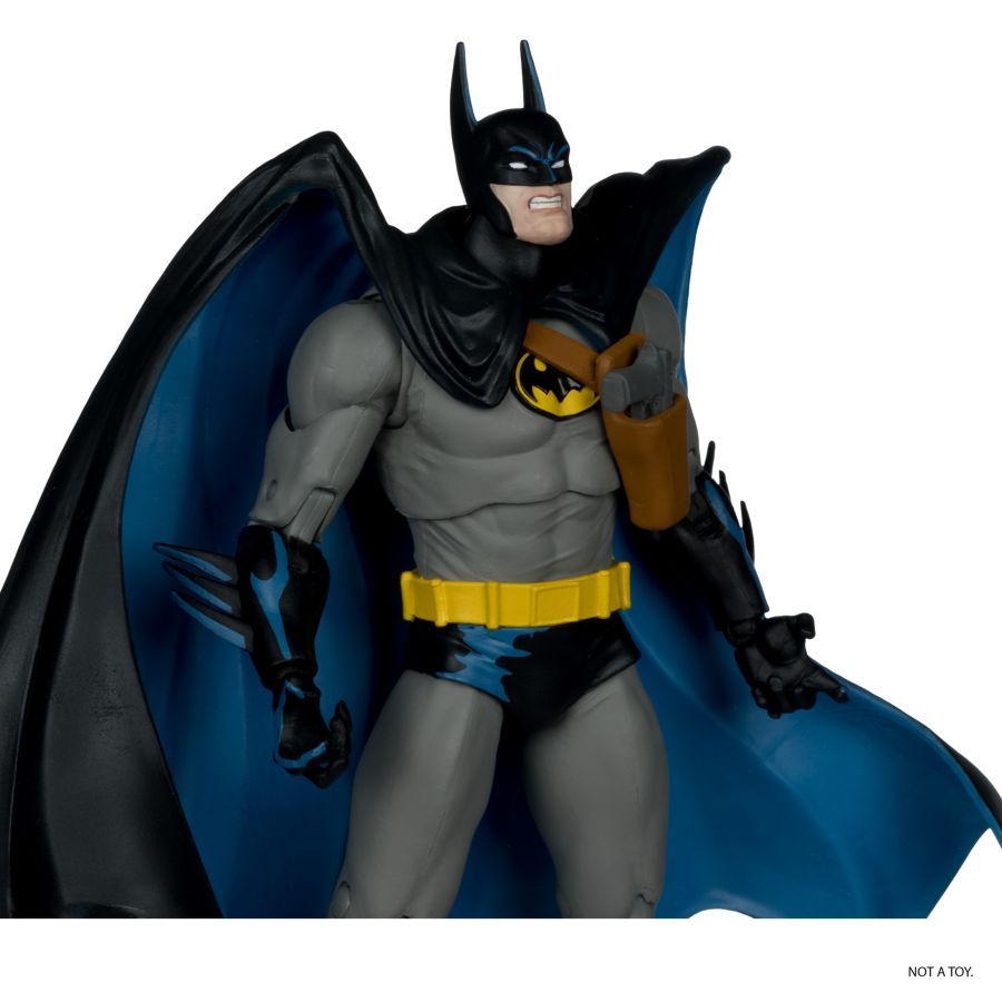 DC Comics - Batman (Batman: Year Two) Version 2 Mcfarlane Collector Edition 7″ Figure