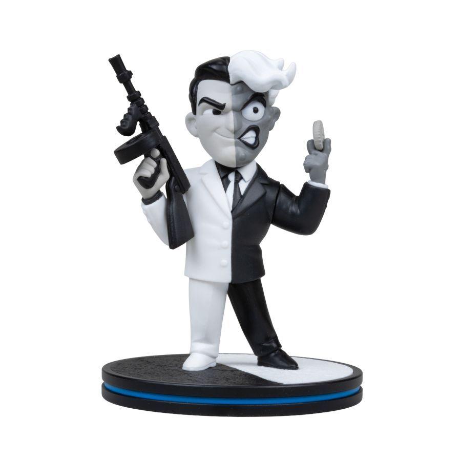 DC -Two Face (Noir) Variant Q-Fig Vinyl Figure