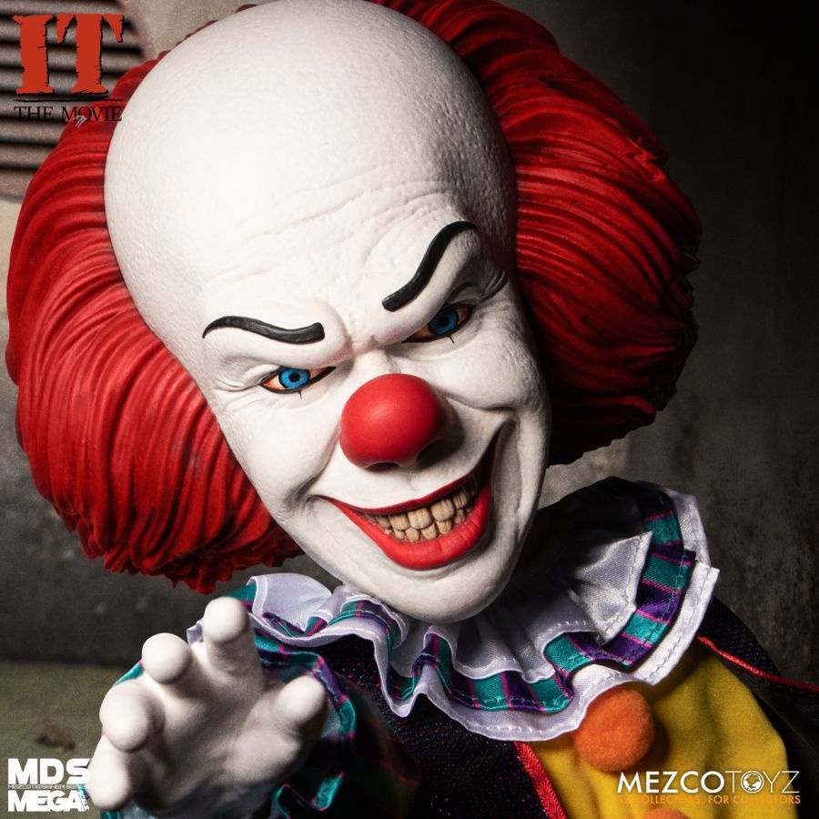 It (1990) - Pennywise 15″ Talking Figure