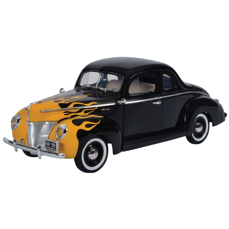 Timeless Legends - 1940 Ford Deluxe [Black] 1:18 Scale Diecast Vehicle