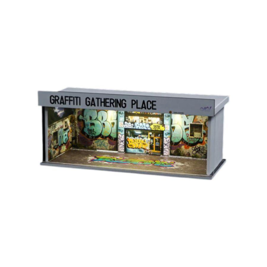 1:64 Diorama - Graffiti Gathering Place Miniature Scene