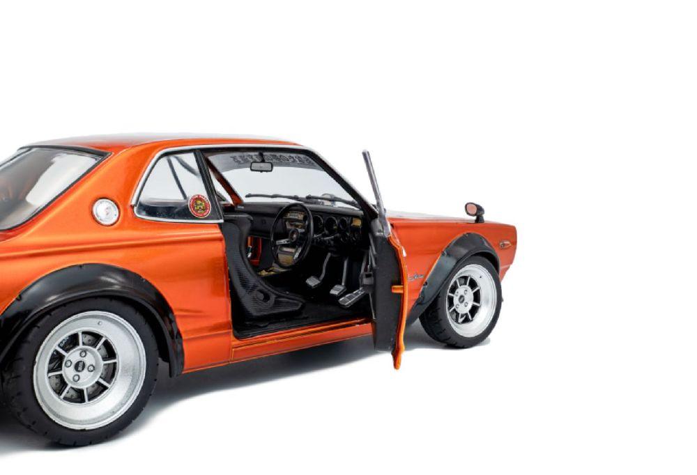 Solido - 1:18 1970 Nissan Skyline (C10) Hakosuka Solido Works Diecast Vehicle