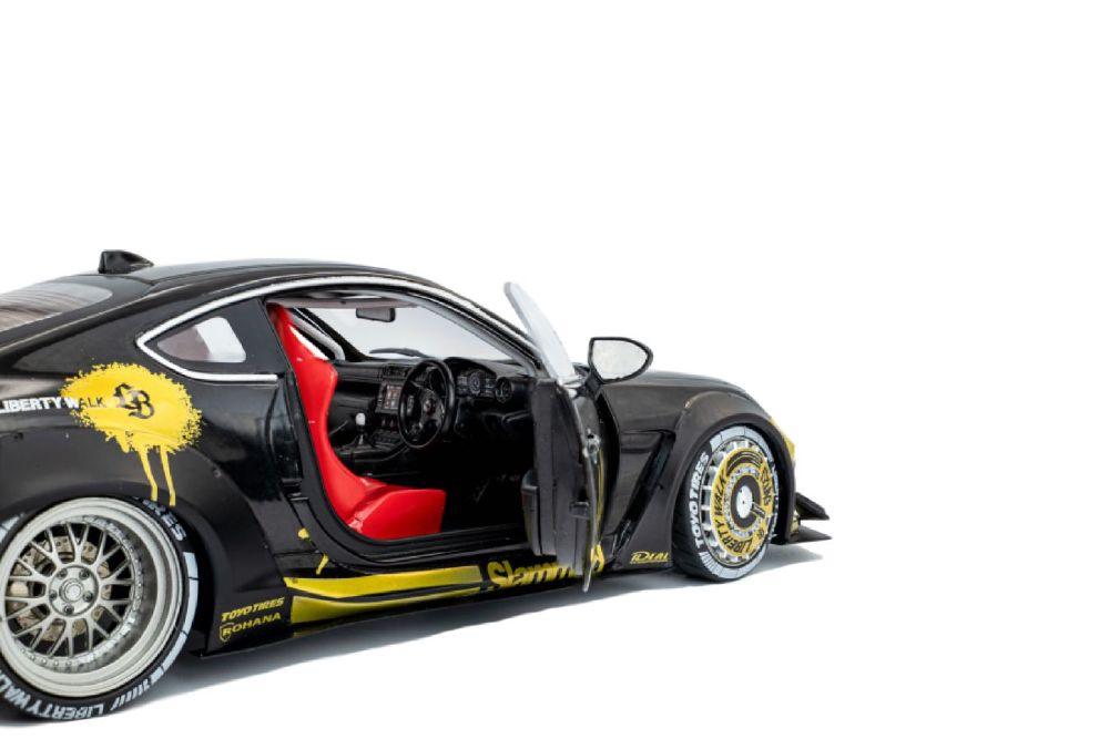 Solido - 1:18 2022 Toyota GR86 Liberty Walk Body Kit Diecast Vehicle
