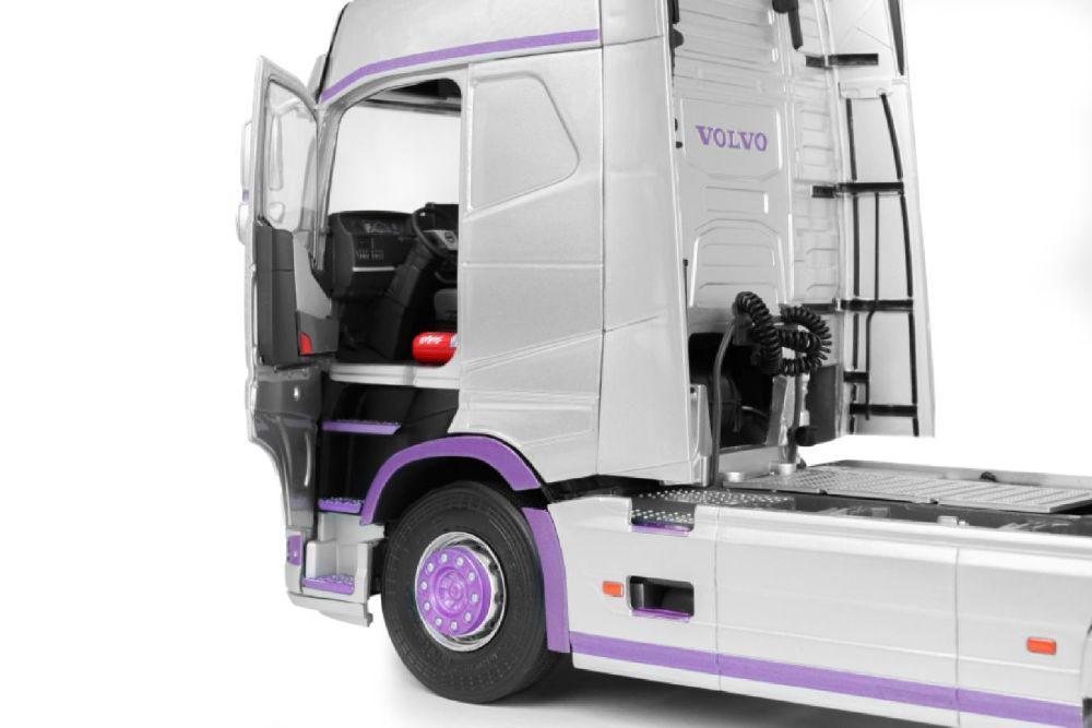 Solido - 1:24 2023 Volvo Trucks FH Globetrotter XL Diecast Vehicle