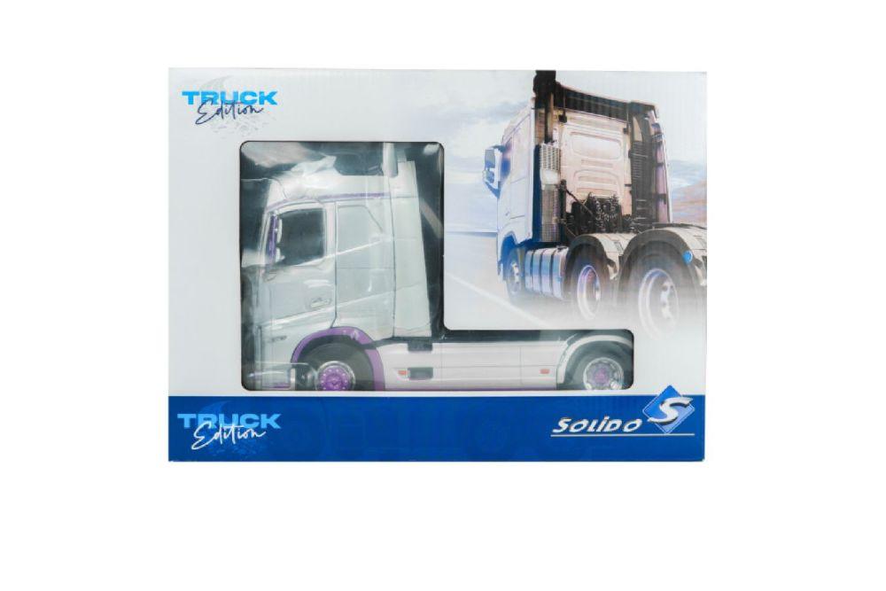 Solido - 1:24 2023 Volvo Trucks FH Globetrotter XL Diecast Vehicle