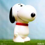 Peanuts - Snoopy Walking Fun! Fun! (Action Figure)