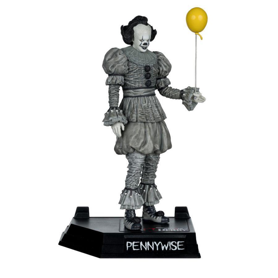 Welcome to Derry - Pennywise (Black & White) Movie Maniacs 6″ Posed Figure