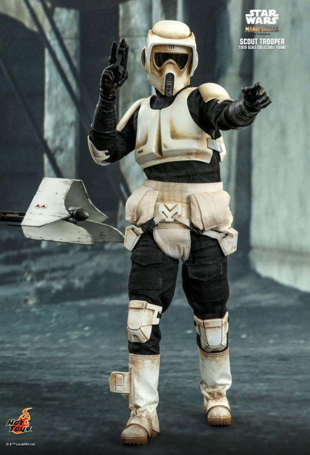 Star Wars: The Mandalorian - Scout Trooper 1:6 Scale Collectable Action Figure