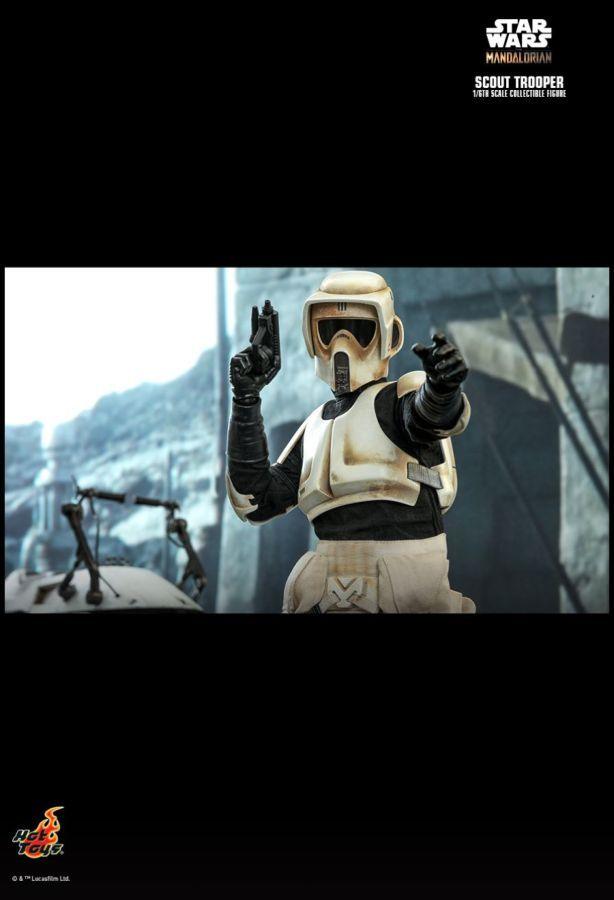 Star Wars: The Mandalorian - Scout Trooper 1:6 Scale Collectable Action Figure
