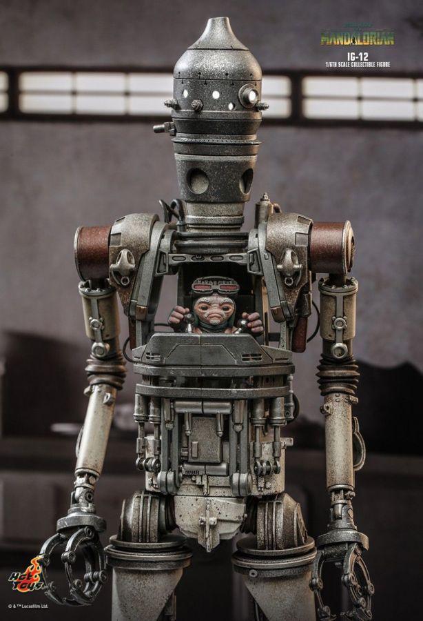 Star Wars: Mandalorian - IG-12 1:6 Scale Collectable Action Figure