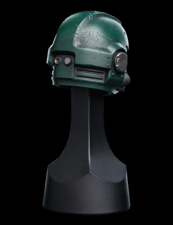 Warhammer 40,000 - Dark Angels Miniature Helm