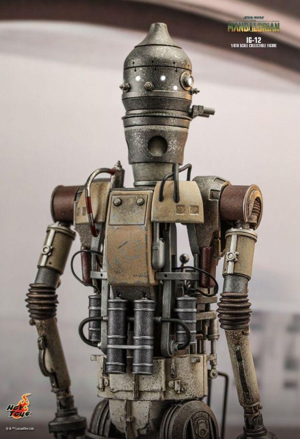 Star Wars: Mandalorian - IG-12 1:6 Scale Collectable Action Figure