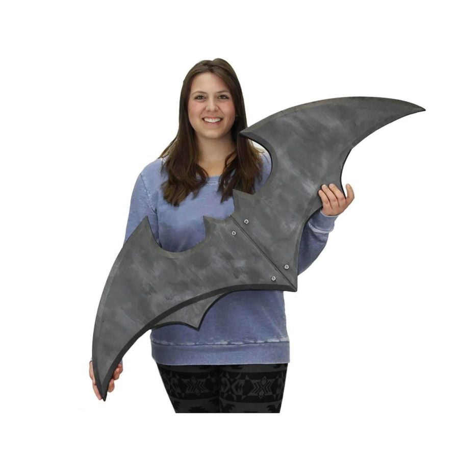 Batman (comics) - Batarang Oversized Foam Prop Replica