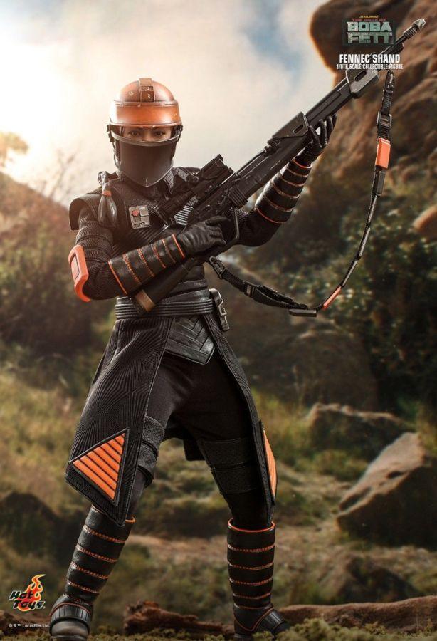 Star Wars: The Book of Boba Fett - Fennec Shand 1:6 Scale Collectable Action Figure