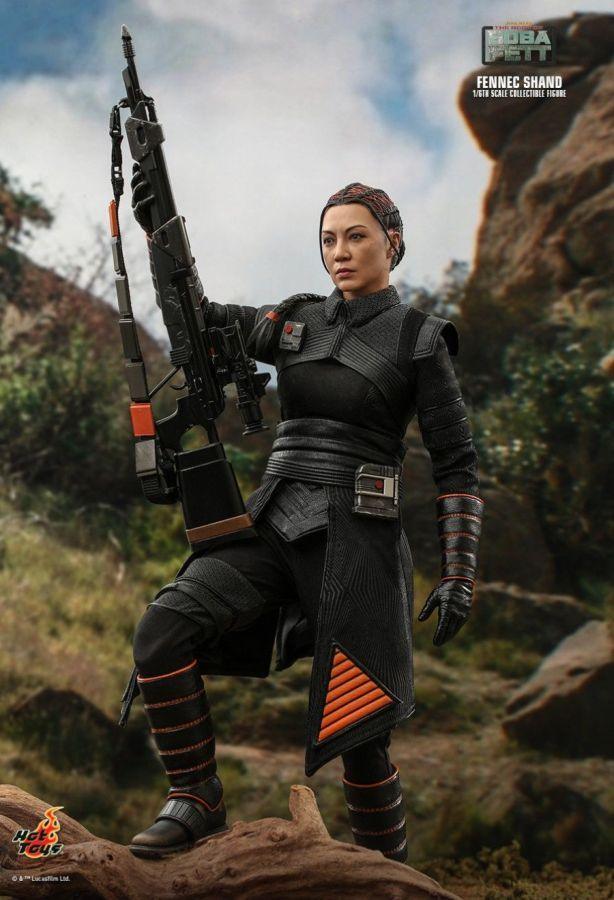 Star Wars: The Book of Boba Fett - Fennec Shand 1:6 Scale Collectable Action Figure