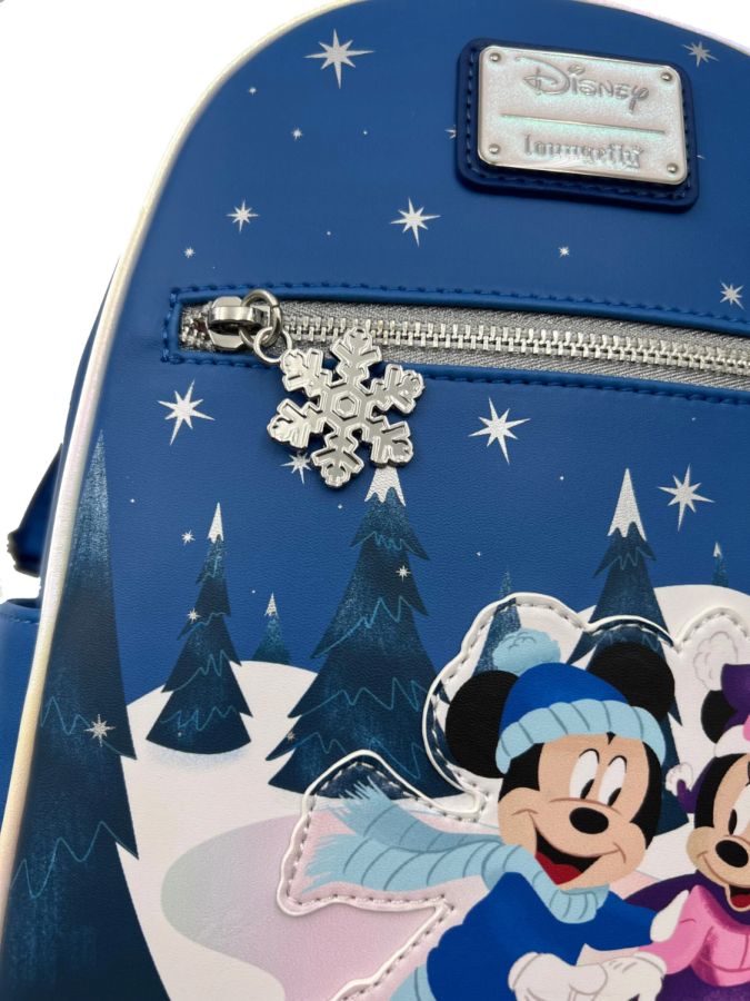 Disney - Mickey And Minnie Winter Scene Mini (Loungefly Backpack)
