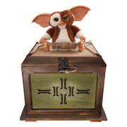 Gremlins - Replica Mogwai box and Gizmo plush