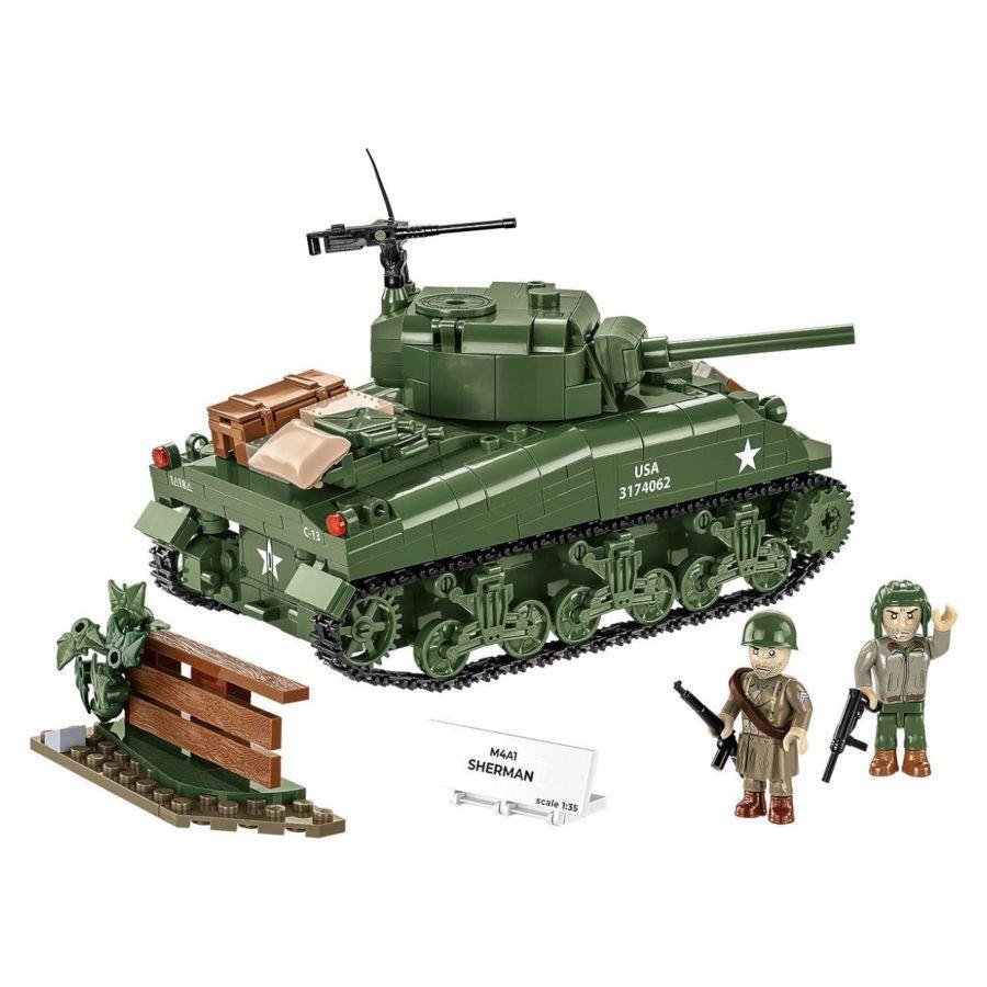 World War 2 - M4A1 Sherman Construction Brick Set (663 Pieces)