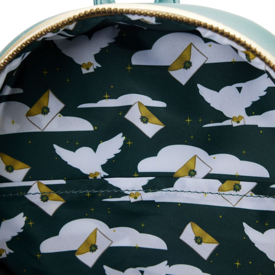 Harry Potter - Golden Hogwarts (Loungefly Backpack)