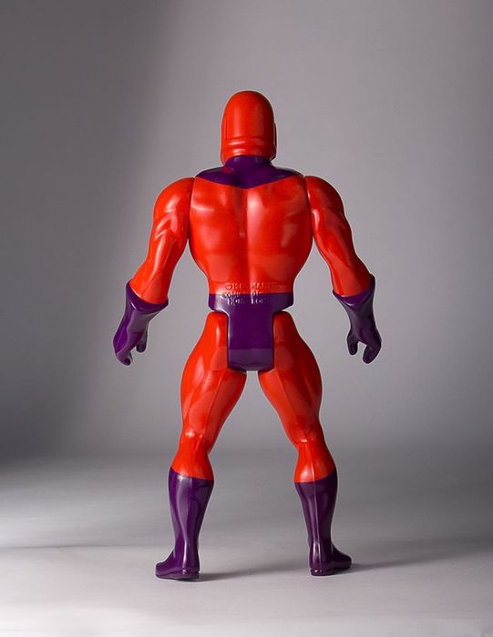Marvel Comics - Magneto Secret Wars 1:6 Scale 12″ Jumbo Kenner Action Figure