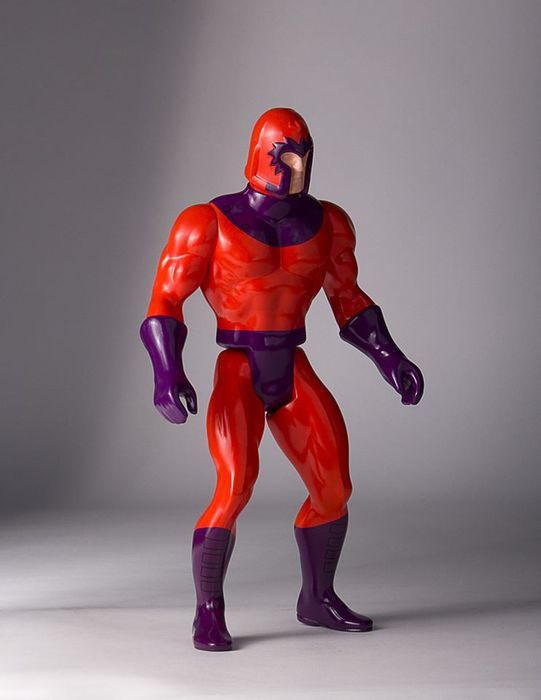 Marvel Comics - Magneto Secret Wars 1:6 Scale 12″ Jumbo Kenner Action Figure
