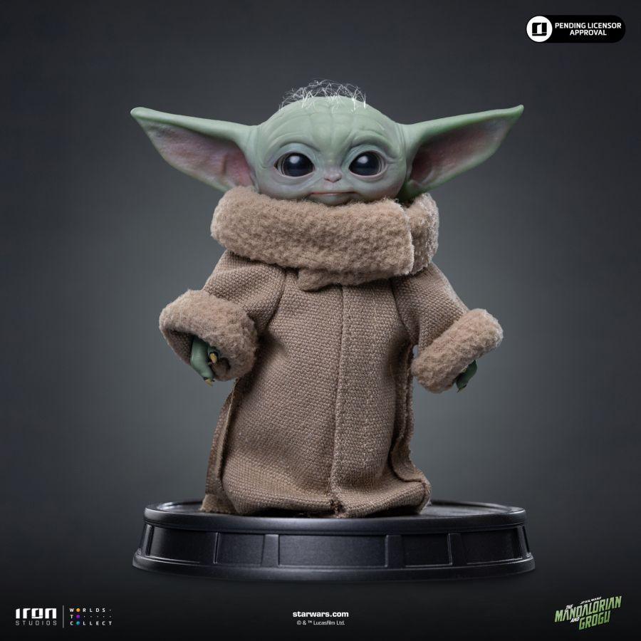 The Mandalorian & Grogu (2026) - Grogu Always Curious Statue
