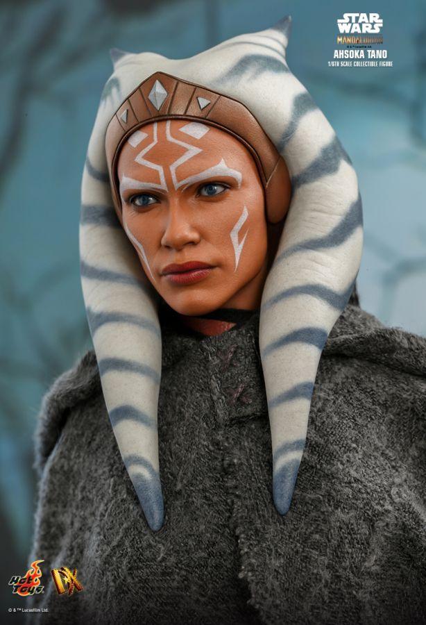 Star Wars: The Mandalorian - Ahsoka Tano 1:6 Scale Collectable Action Figure