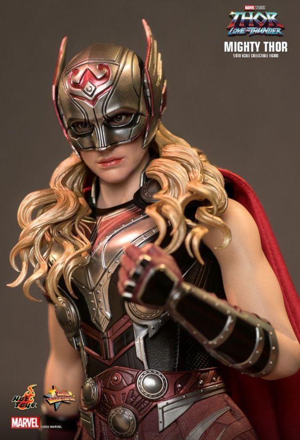 Thor 4: Love and Thunder - Mighty Thor 1:6 Scale Collectable Action Figure