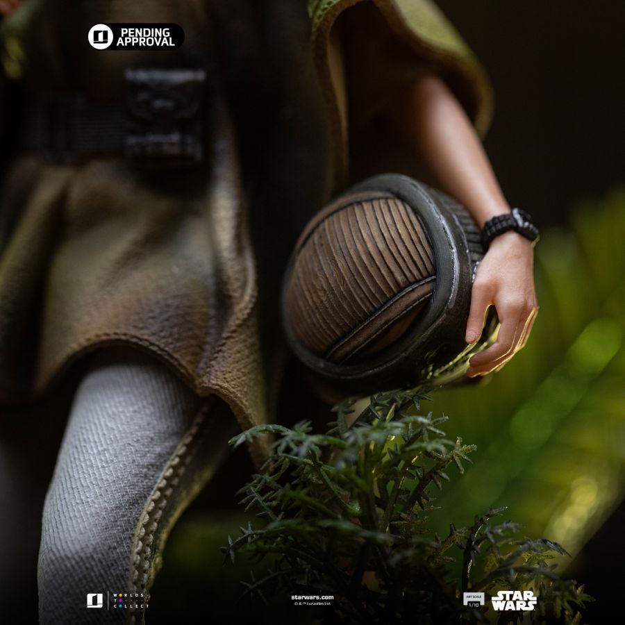 Star Wars - Leia and Wicket 1:10 Scale Statue