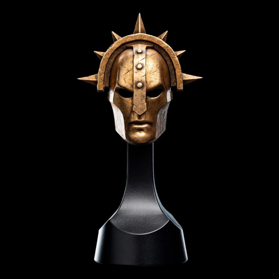 Warhammer: Age of Sigmar - Stormcast Eternal Liberator Replica Helmet