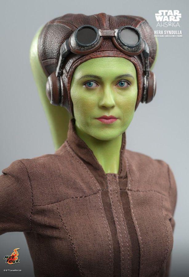 Star Wars: Ahsoka - Hera Syndulla 1:6 Scale Collectable Action Figure