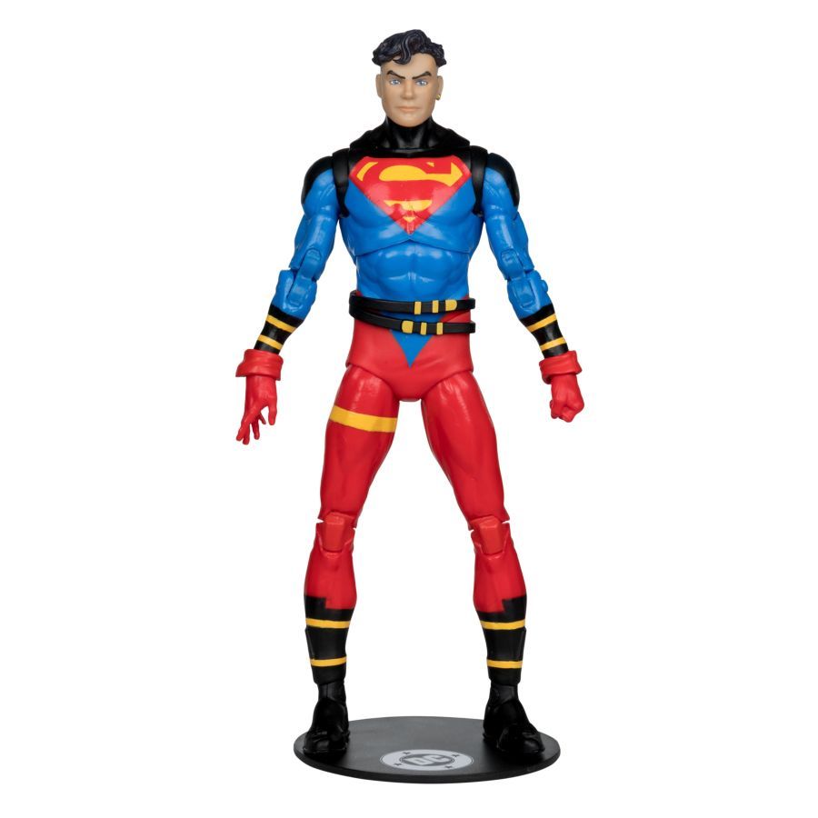 DC Comics - Page Punchers Figure with Comic Assortment (Wave 9)