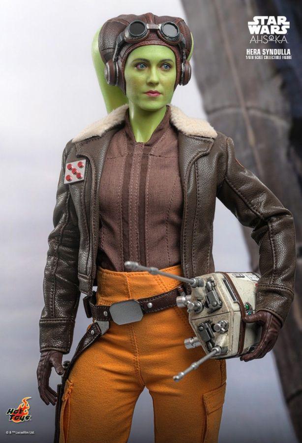 Star Wars: Ahsoka - Hera Syndulla 1:6 Scale Collectable Action Figure
